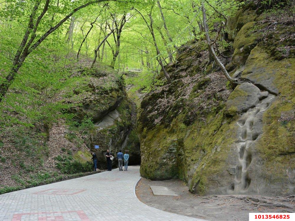 Фото №5: Земельный участок 5.32 сот. - Безымянное, Центральный внутригородской округ, мкр. Дубинка, ул. Октябрьская, 7