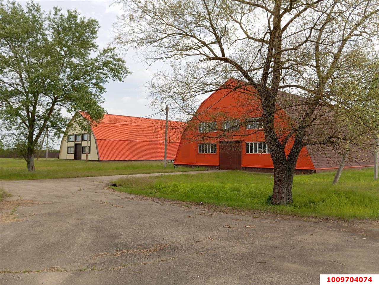 Фото №4: Коммерция 1505 м² - Саратовская, Прикубанский внутригородской округ, мкр. Славянский, ул. Табачная, 41