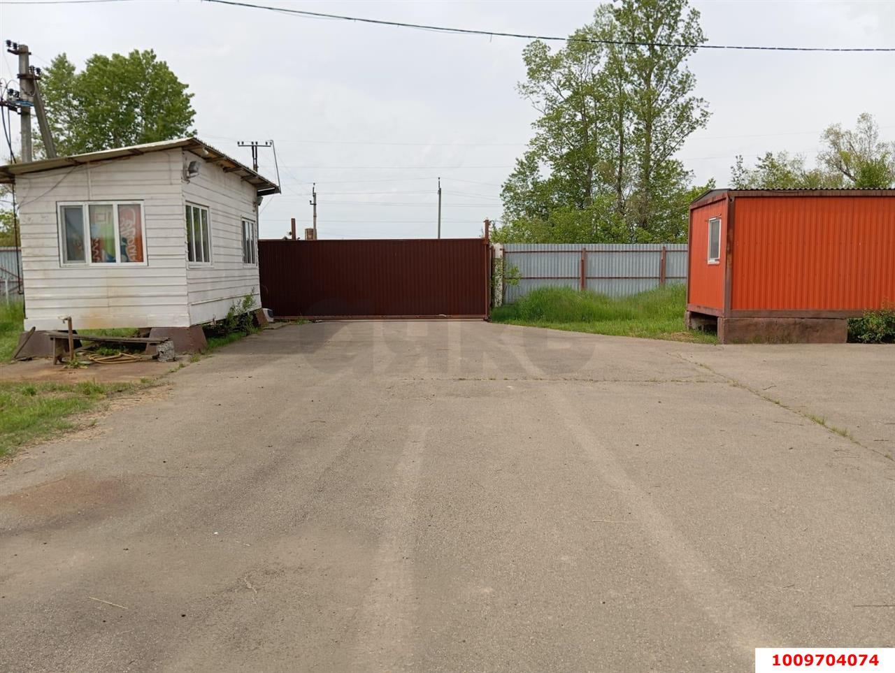 Фото №3: Коммерция 1505 м² - Саратовская, Прикубанский внутригородской округ, мкр. Славянский, ул. Табачная, 41