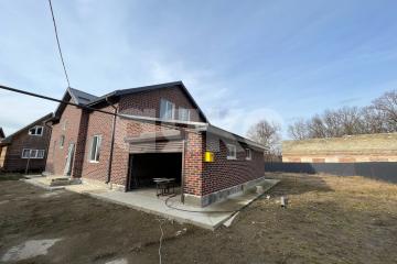 Фото №2: Дом 216 м² - Горячий Ключ, мкр. Городская Больница, ул. Монтажная