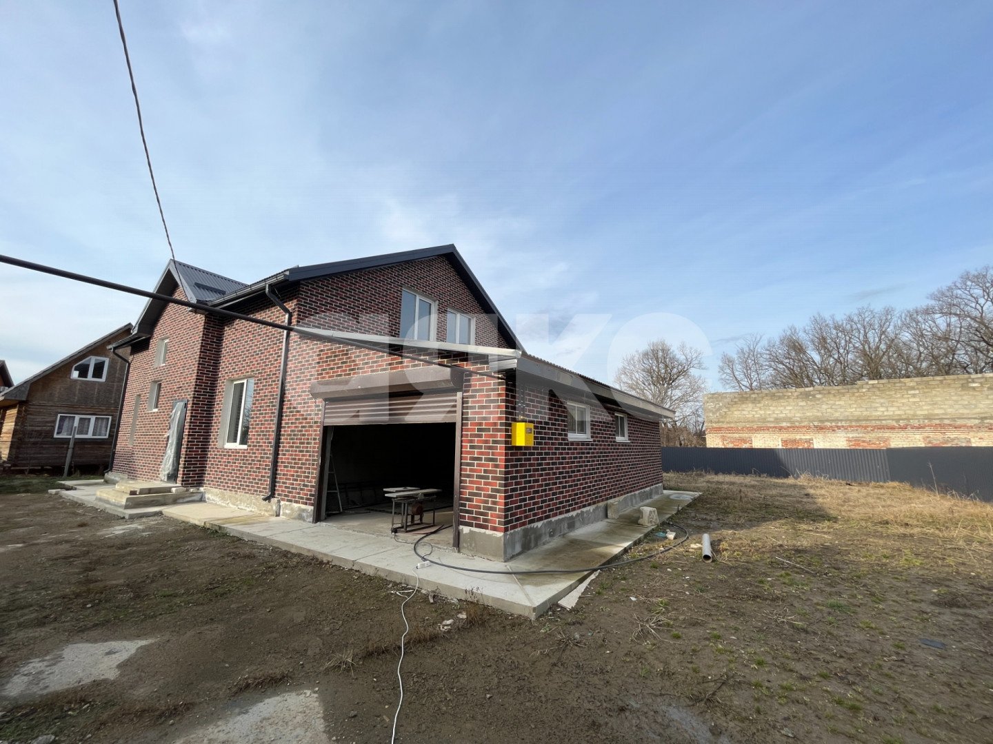 Фото №2: Дом 216 м² + 8 сот. - Горячий Ключ, Городская Больница, мкр. Городская Больница, ул. Монтажная