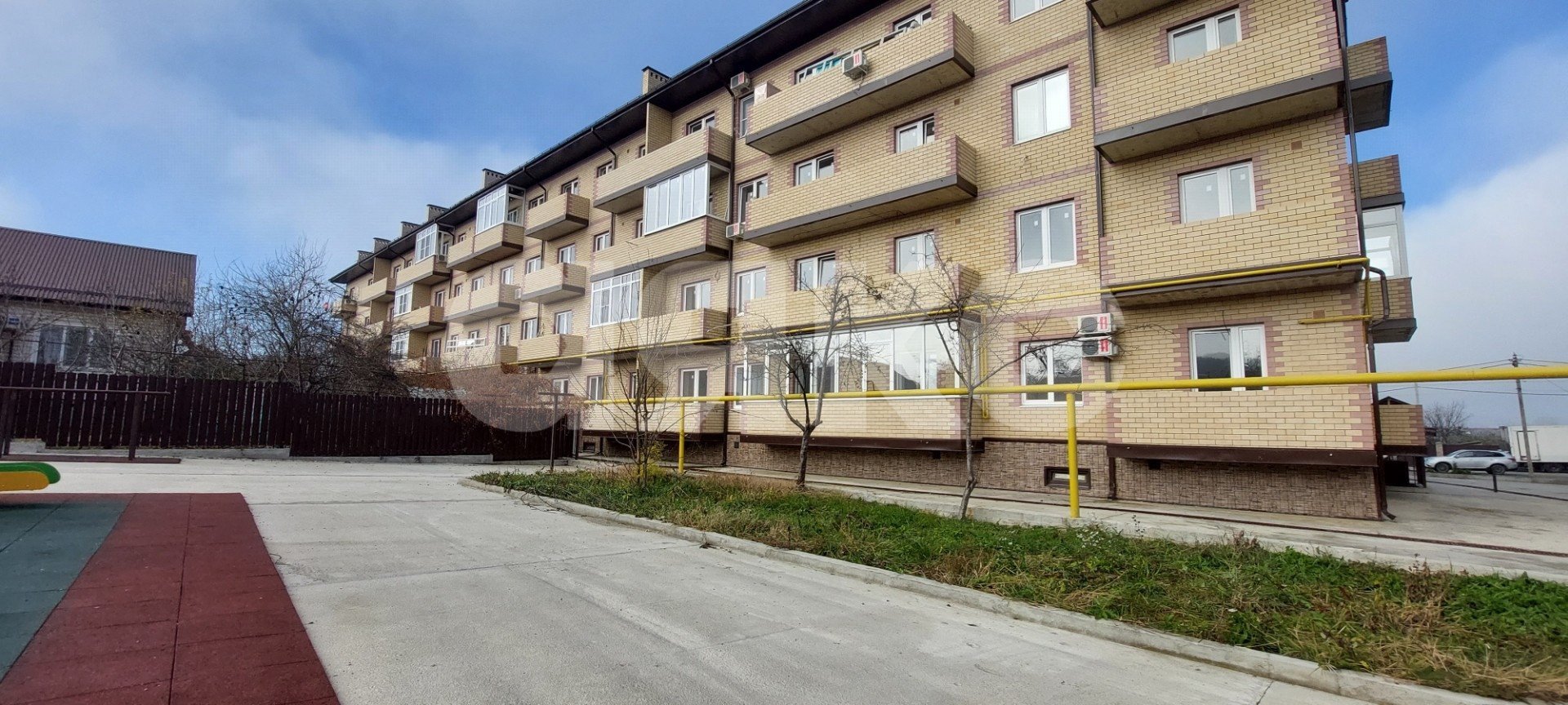 Фото №4: 2-комнатная квартира 60 м² - Горячий Ключ, Администрация, мкр. Администрация, ул. Тельмана, 52