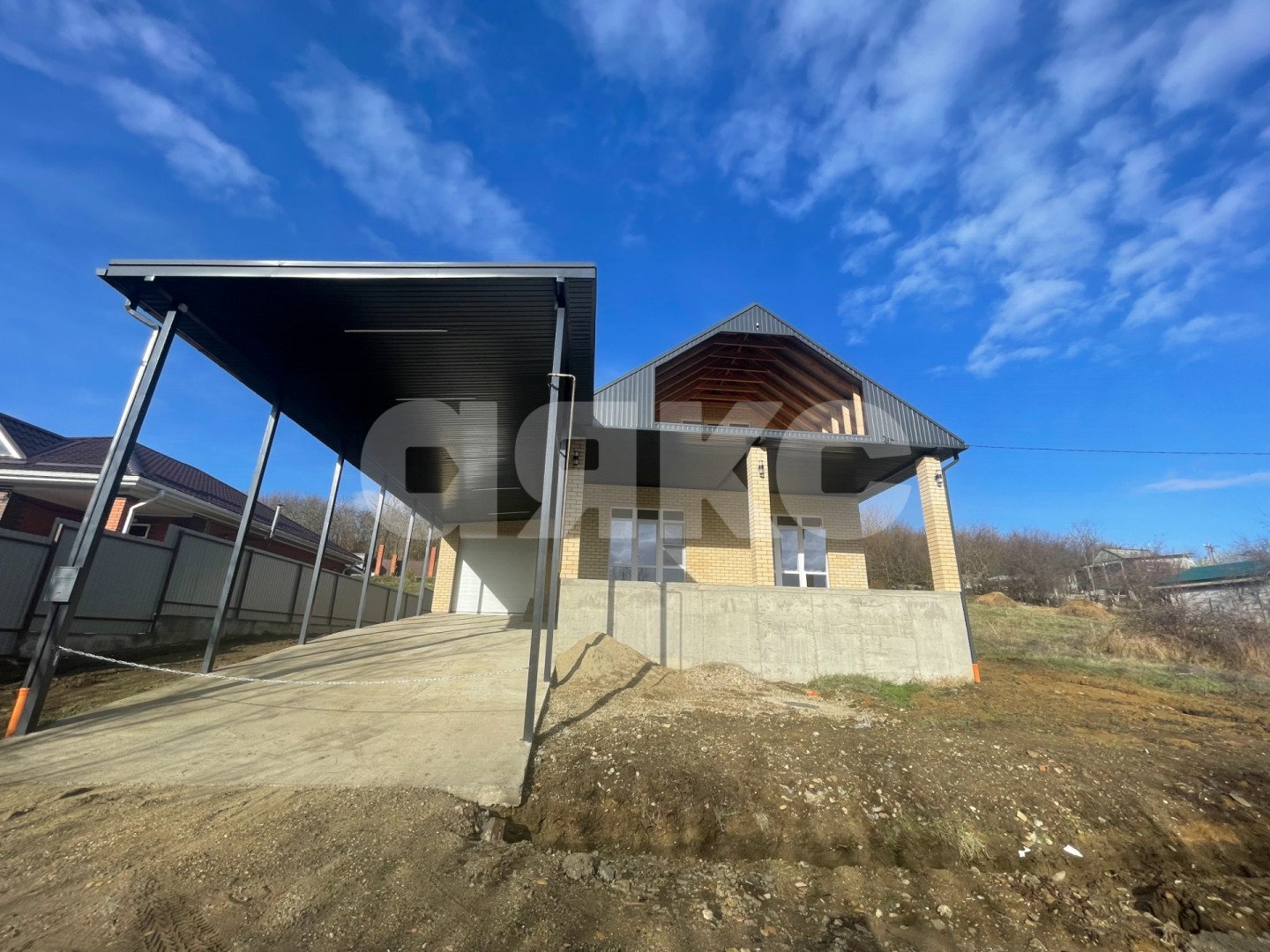 Фото №3: Дом 246 м² + 10 сот. - Саратовская, ул. Западная