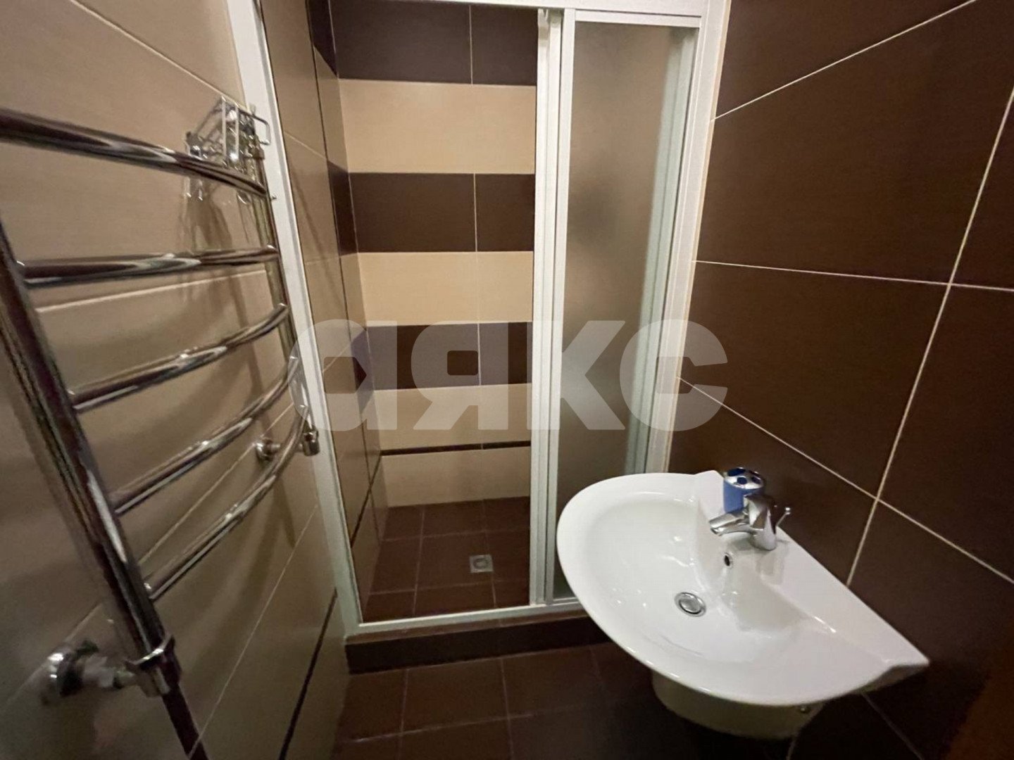 Фото №22: Дом 325 м² + 8 сот. - Горячий Ключ, Курортная Зона, мкр. Курортная Зона, ул. Ленина