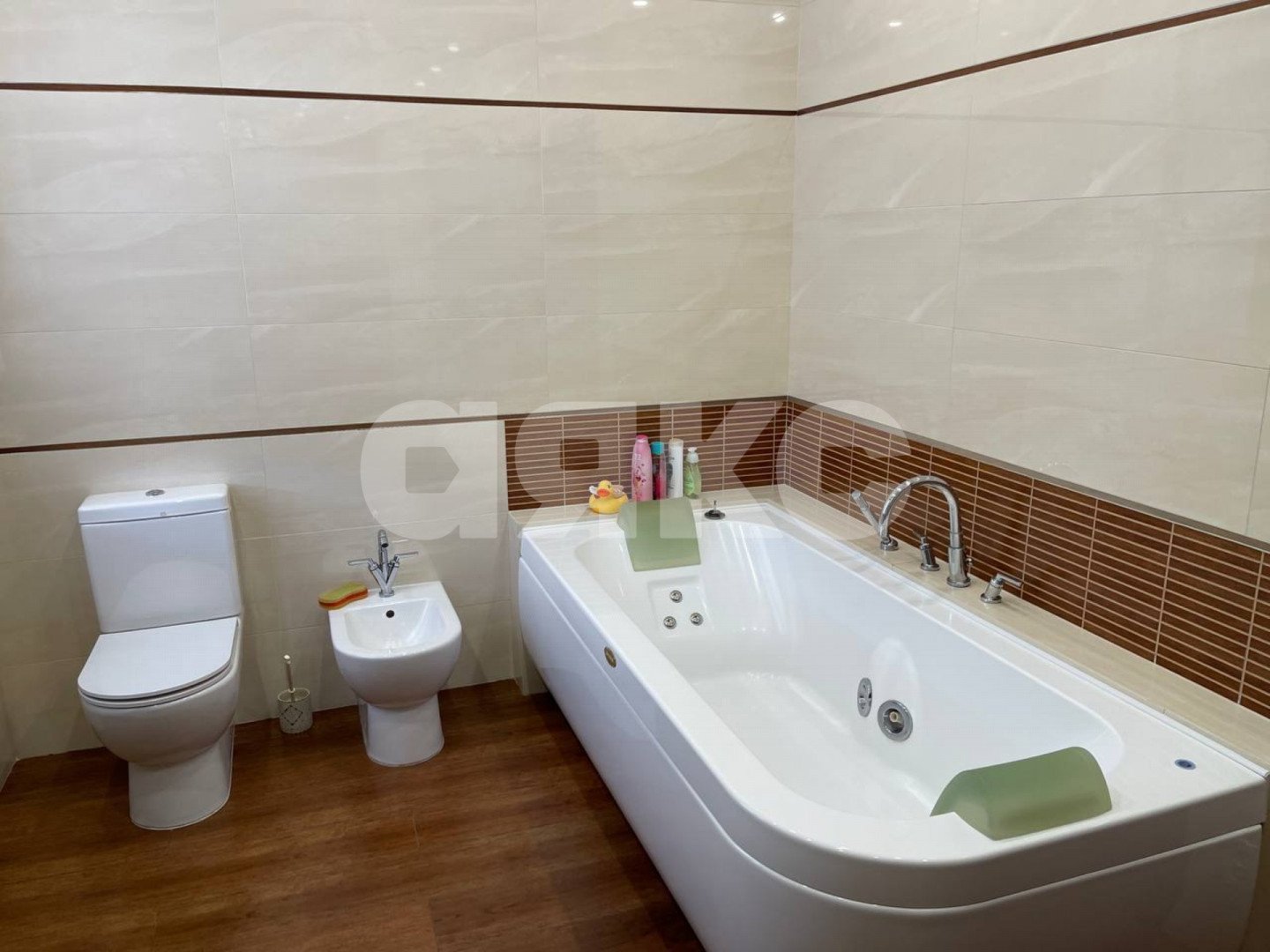 Фото №18: Дом 325 м² + 8 сот. - Горячий Ключ, Курортная Зона, мкр. Курортная Зона, ул. Ленина