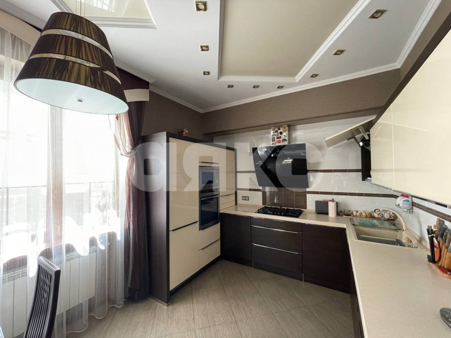 Фото №4: Дом 325 м² + 8 сот. - Горячий Ключ, Курортная Зона, мкр. Курортная Зона, ул. Ленина