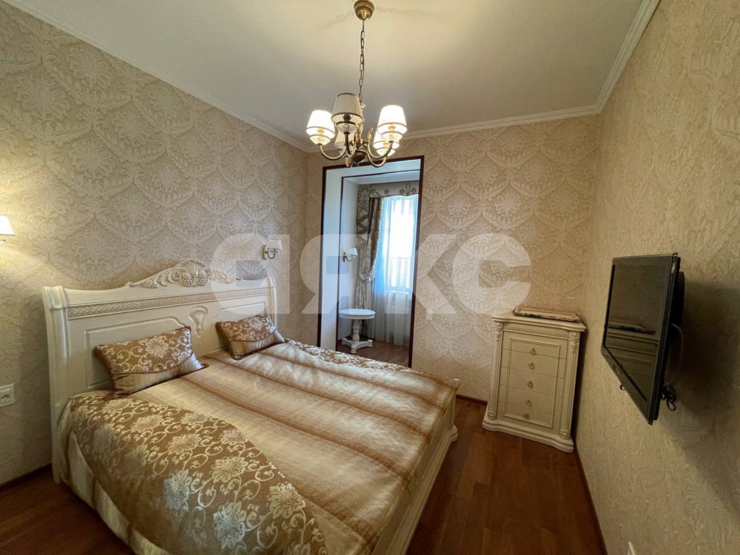 Фото №11: Дом 325 м² + 8 сот. - Горячий Ключ, Курортная Зона, мкр. Курортная Зона, ул. Ленина