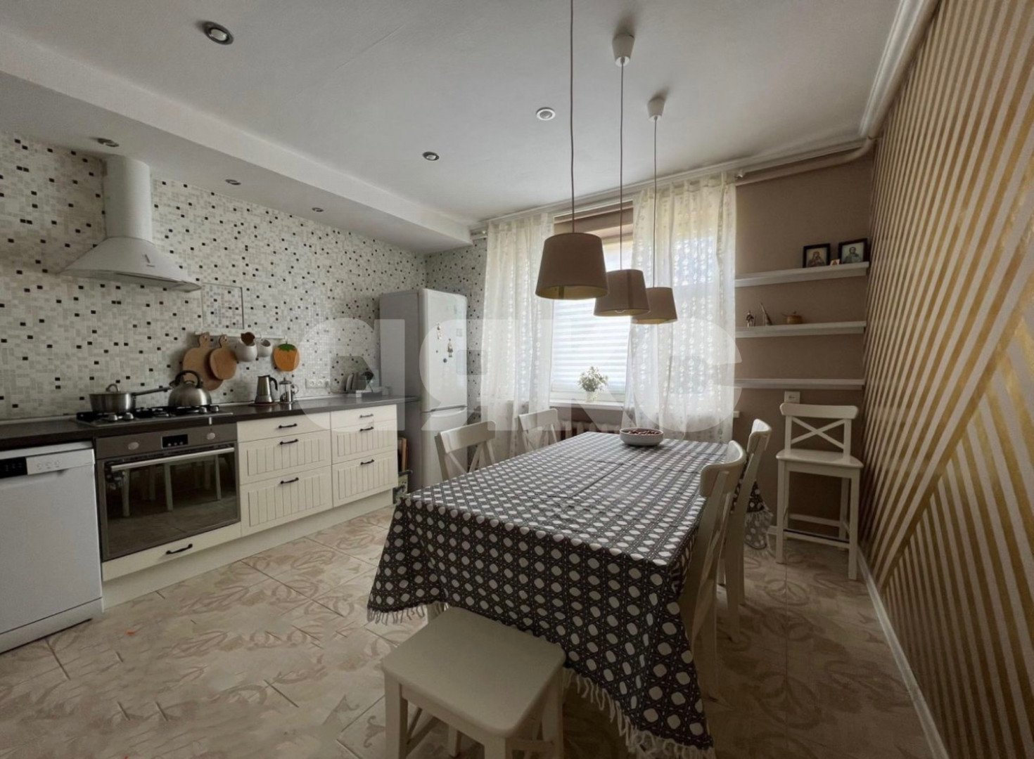 Фото №11: Дом 190 м² + 7.1 сот. - Горячий Ключ, Развилка, СНТ Медик, мкр. Развилка, ул. Дружбы