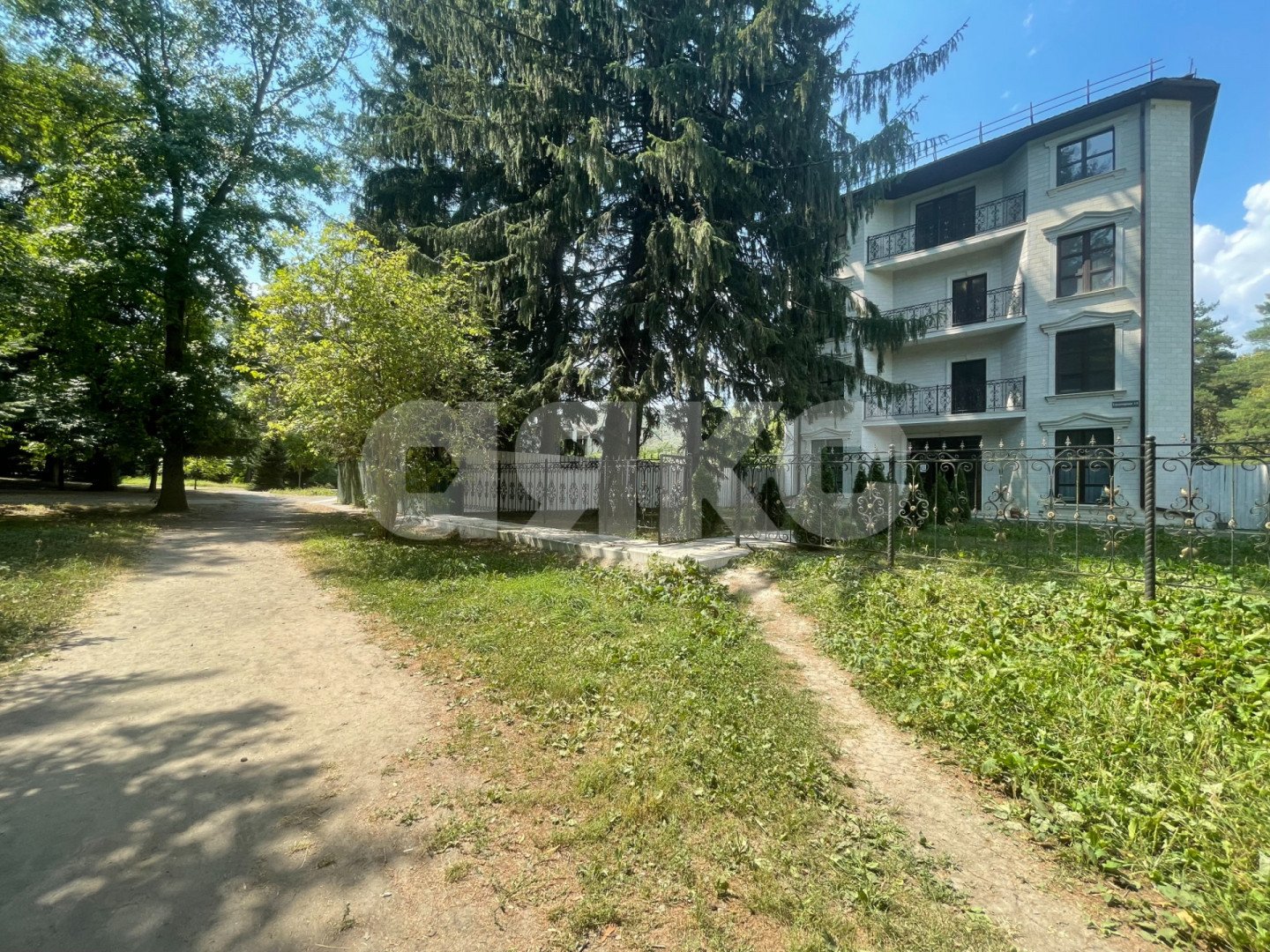 Фото №16: Апартаменты 35 м² - Горячий Ключ, Курортная Зона, мкр. Курортная Зона, ул. Санаторная, 11