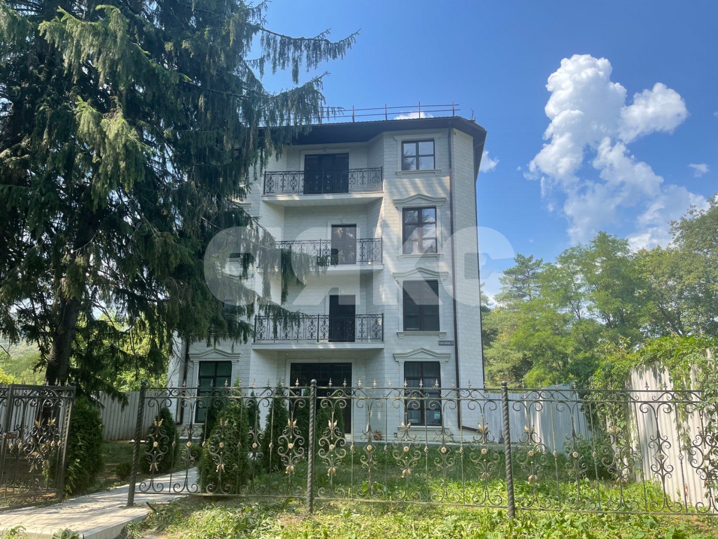 Фото №1: Апартаменты 35 м² - Горячий Ключ, Курортная Зона, мкр. Курортная Зона, ул. Санаторная, 11