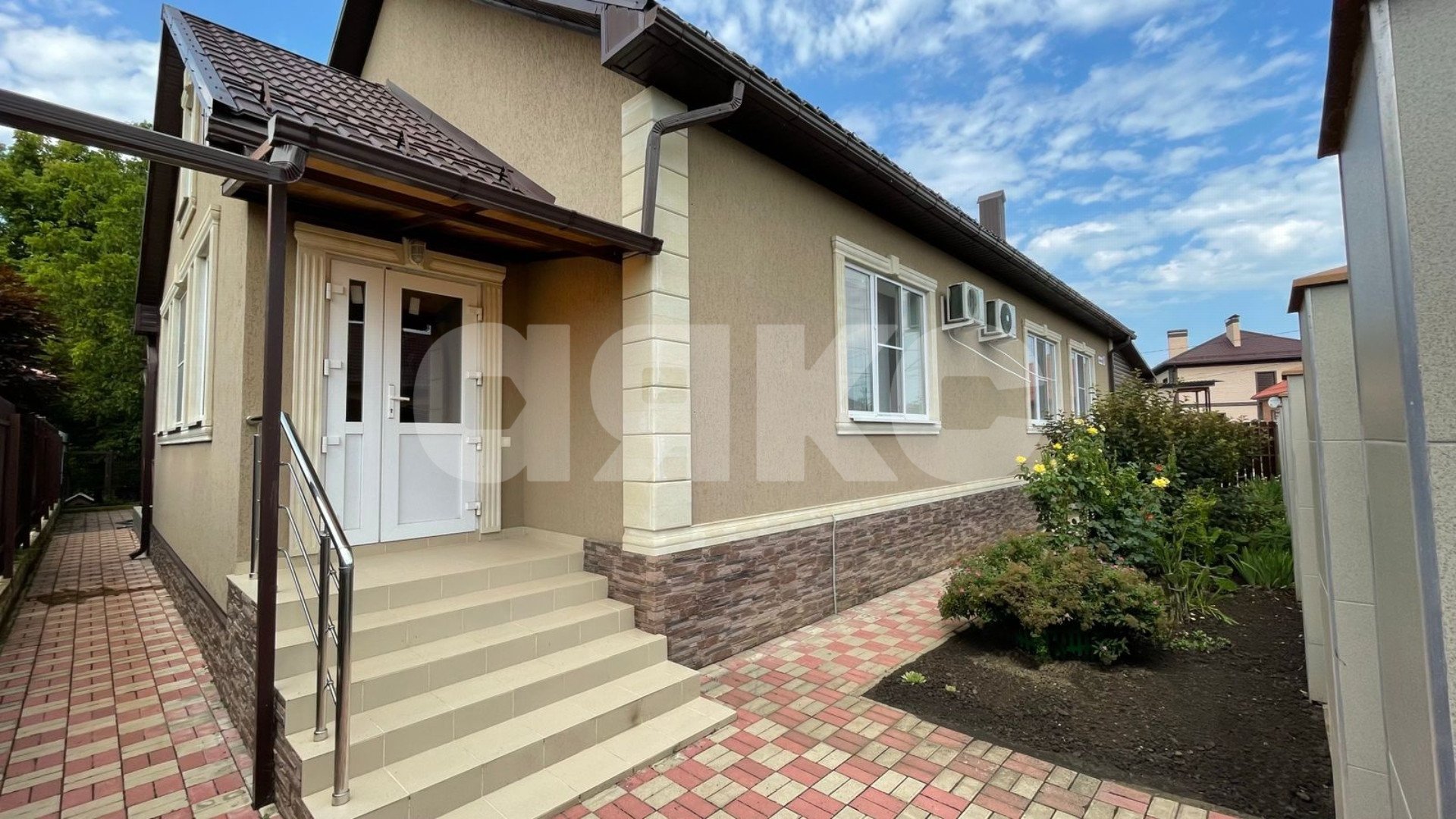 Фото №2: Дом 140 м² + 6 сот. - Горячий Ключ, Курортный, мкр. Курортный, ул. Олимпийская