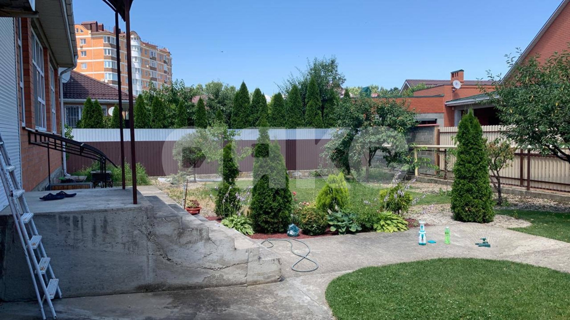 Фото №3: Дом 200 м² + 7 сот. - Горячий Ключ, мкр. Администрация, ул. Пихтовая