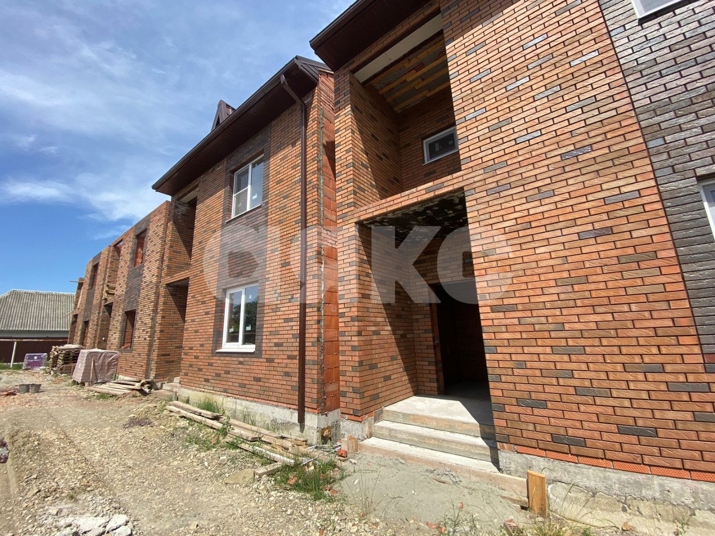 Фото №2: Таунхаус 91 м² + 2.8 сот. - Горячий Ключ, мкр. Городская Больница, ул. Совхозная