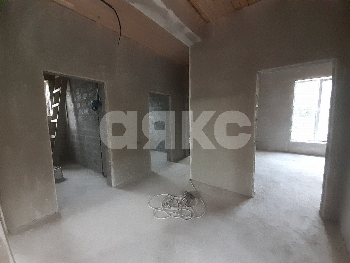 Фото №7: Дом 198 м² + 6 сот. - Горячий Ключ, мкр. Городская Больница, ул. Изумрудная