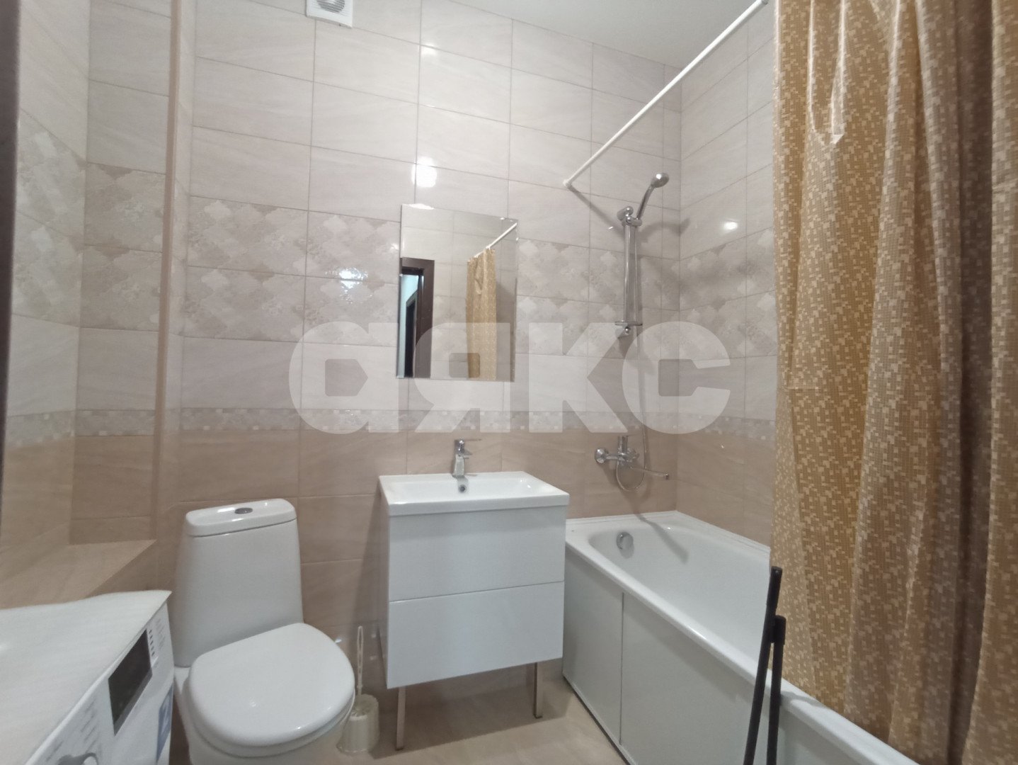 Фото №10: 2-комнатная квартира 50 м² - Горячий Ключ, Прикубанский внутригородской округ, мкр. Администрация, ул. Тельмана, 56