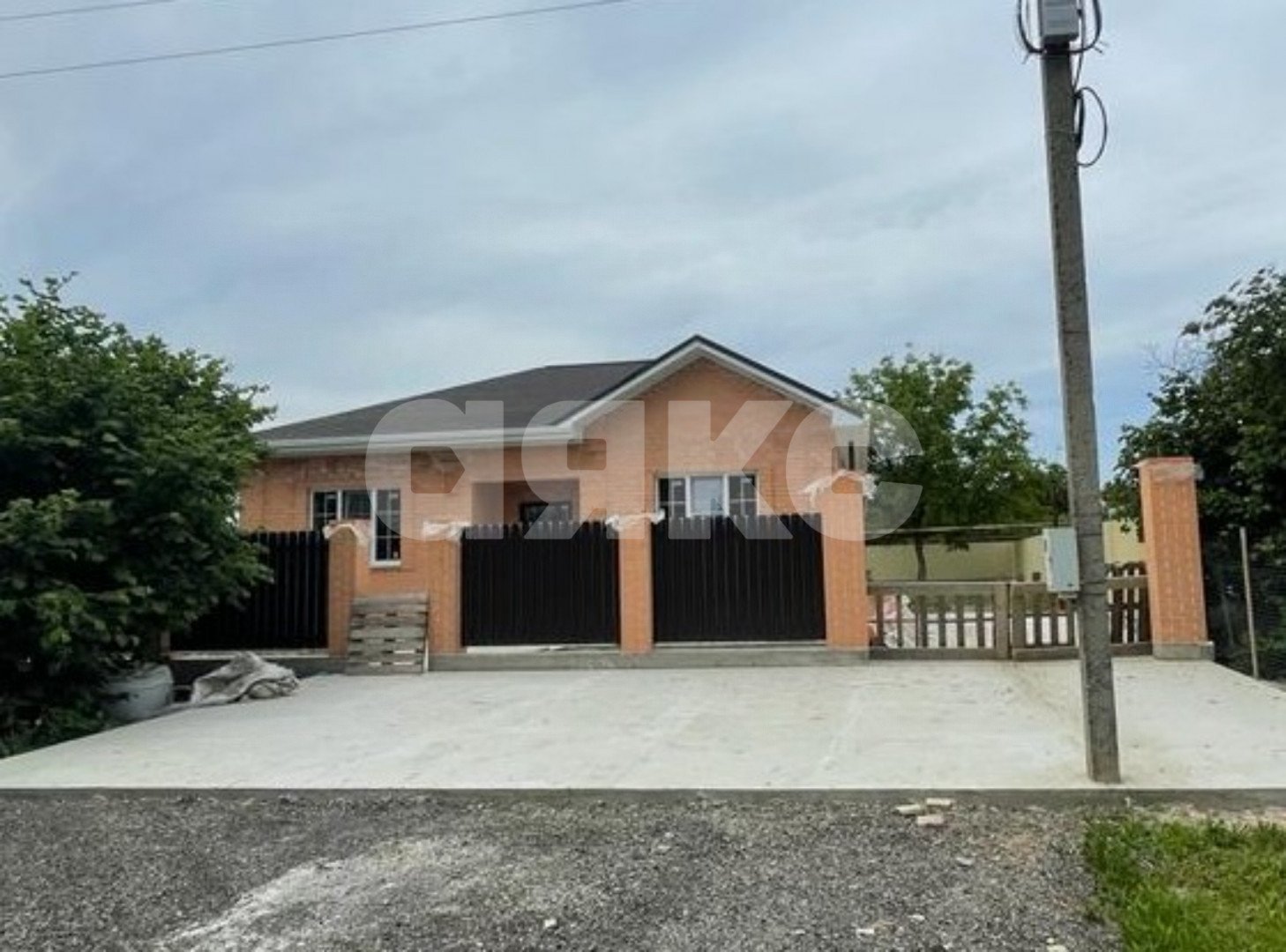 Фото №1: Дом 133 м² + 7 сот. - Саратовская, ул. Бакинская