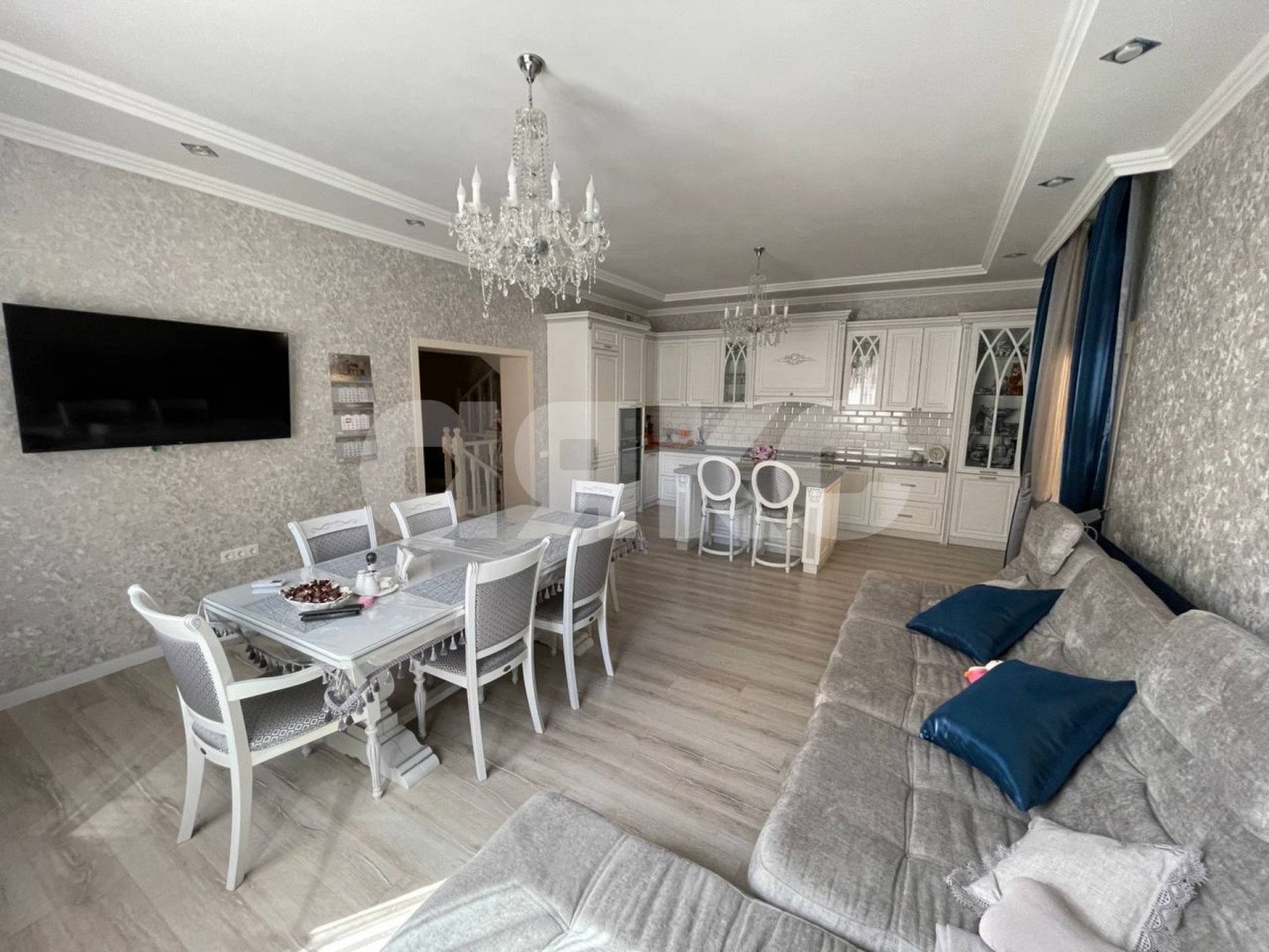 Фото №5: Дом 370 м² + 3.4 сот. - Горячий Ключ, Курортная Зона, мкр. Курортная Зона, ул. Ленина