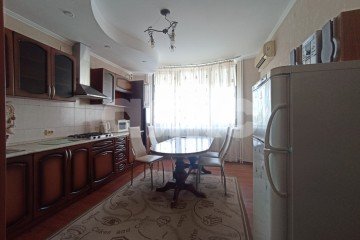 Фото №2: 2-комнатная квартира 75 м² - Горячий Ключ, мкр. Администрация, ул. Ленина, 194