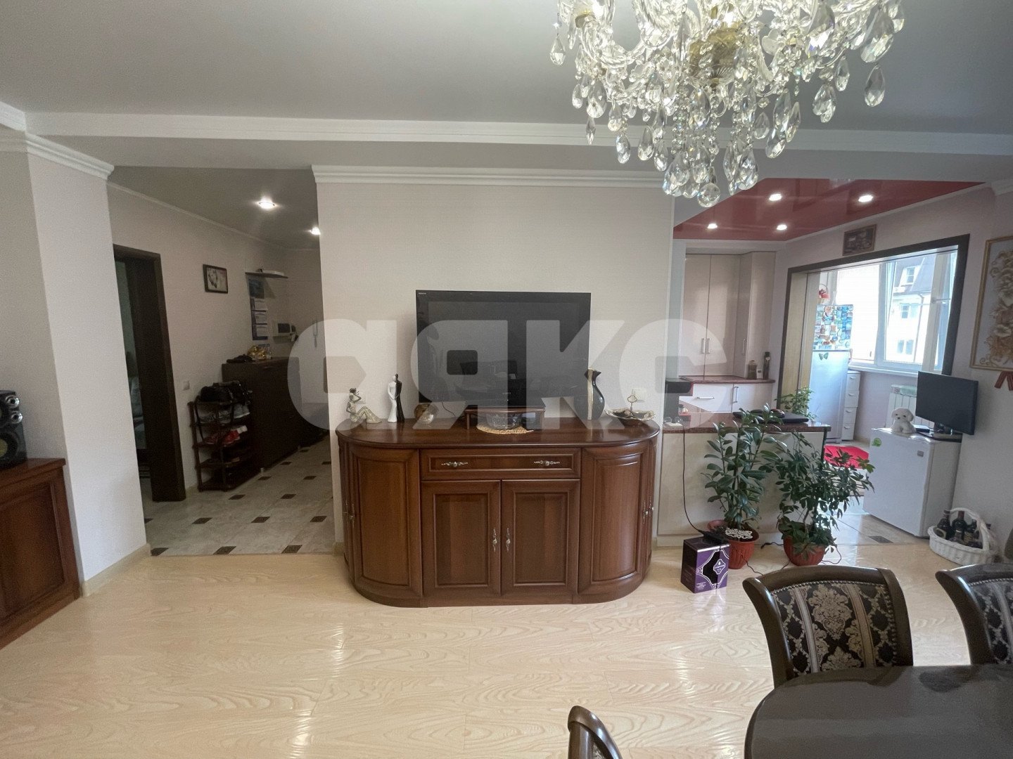 Фото №7: 2-комнатная квартира 87 м² - Горячий Ключ, Администрация, мкр. Администрация, ул. Ленина, 252