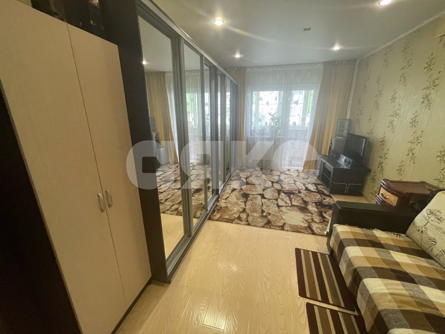 Фото №9: 2-комнатная квартира 87 м² - Горячий Ключ, Администрация, мкр. Администрация, ул. Ленина, 252