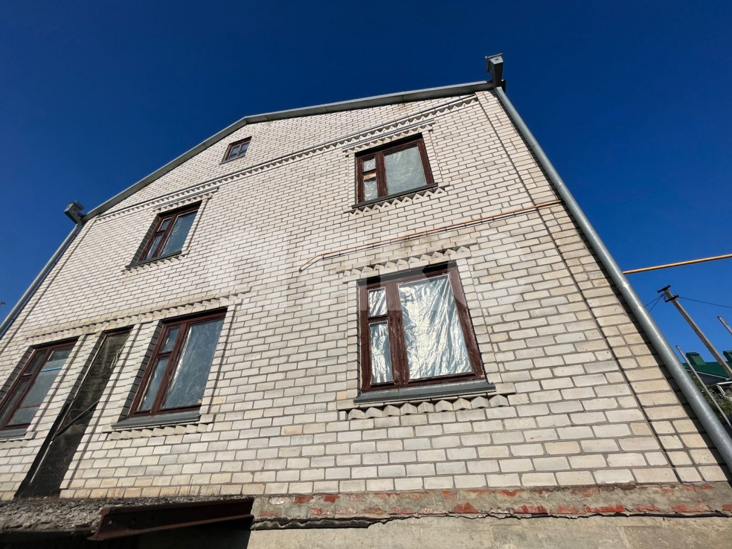 Фото №1: Дом 253 м² + 4.8 сот. - Горячий Ключ, мкр. Курортная Зона, пер. Красноармейский