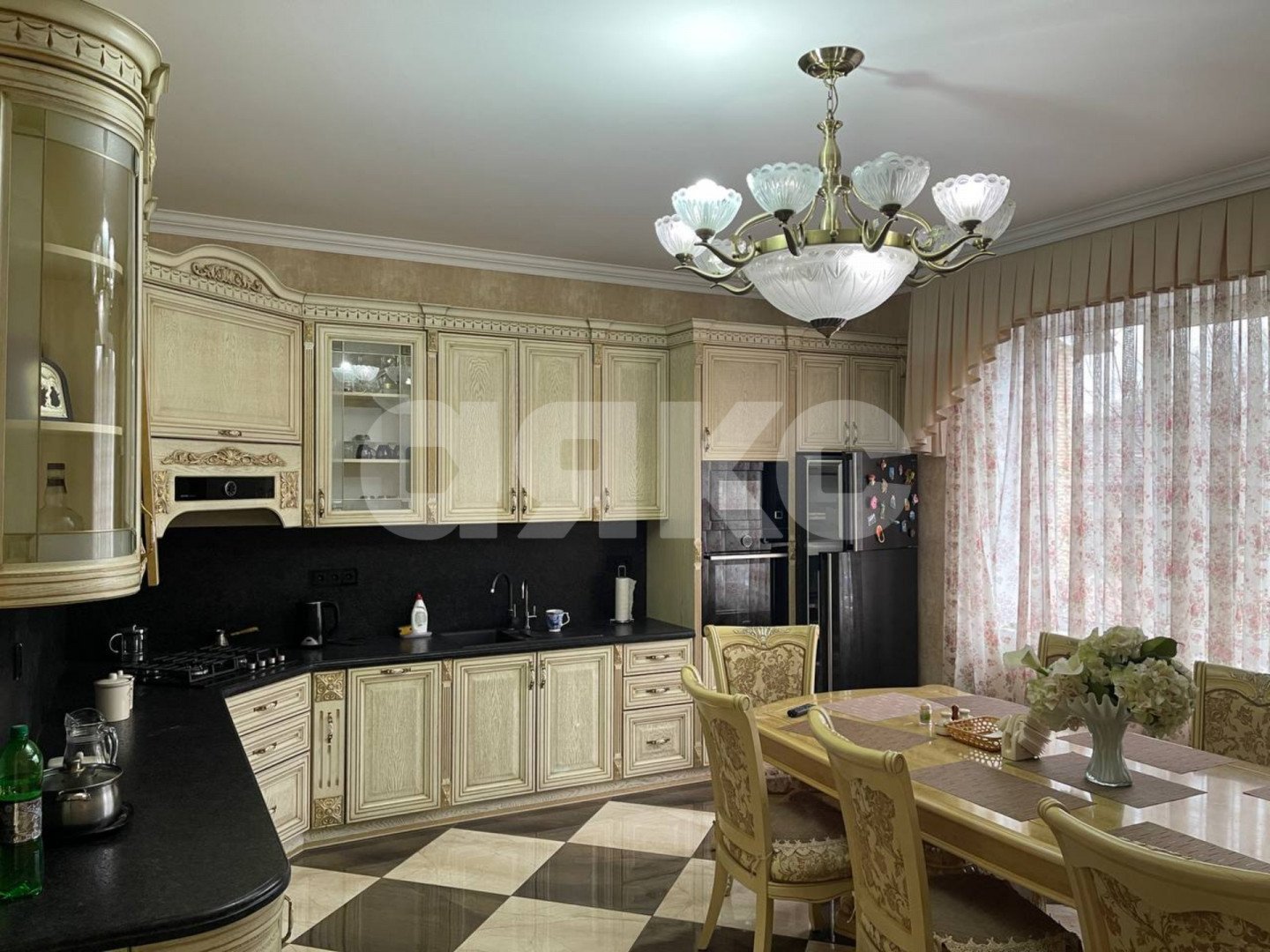 Фото №2: Дом 390 м² + 6 сот. - Горячий Ключ, мкр. Администрация, ул. Озёрная