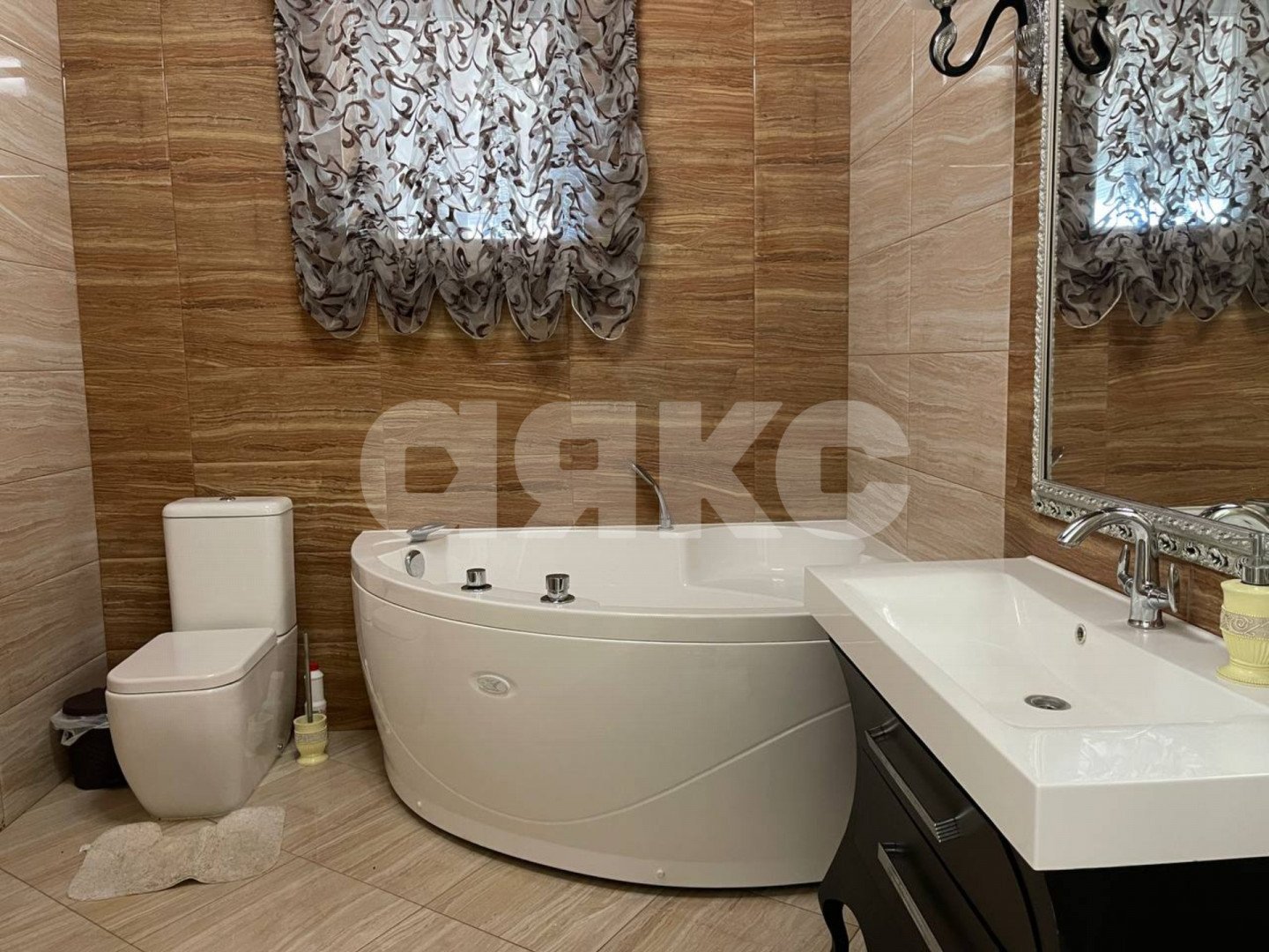 Фото №10: Дом 390 м² + 6 сот. - Горячий Ключ, мкр. Администрация, ул. Озёрная