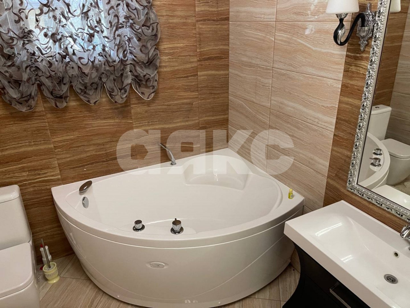 Фото №11: Дом 390 м² + 6 сот. - Горячий Ключ, мкр. Администрация, ул. Озёрная