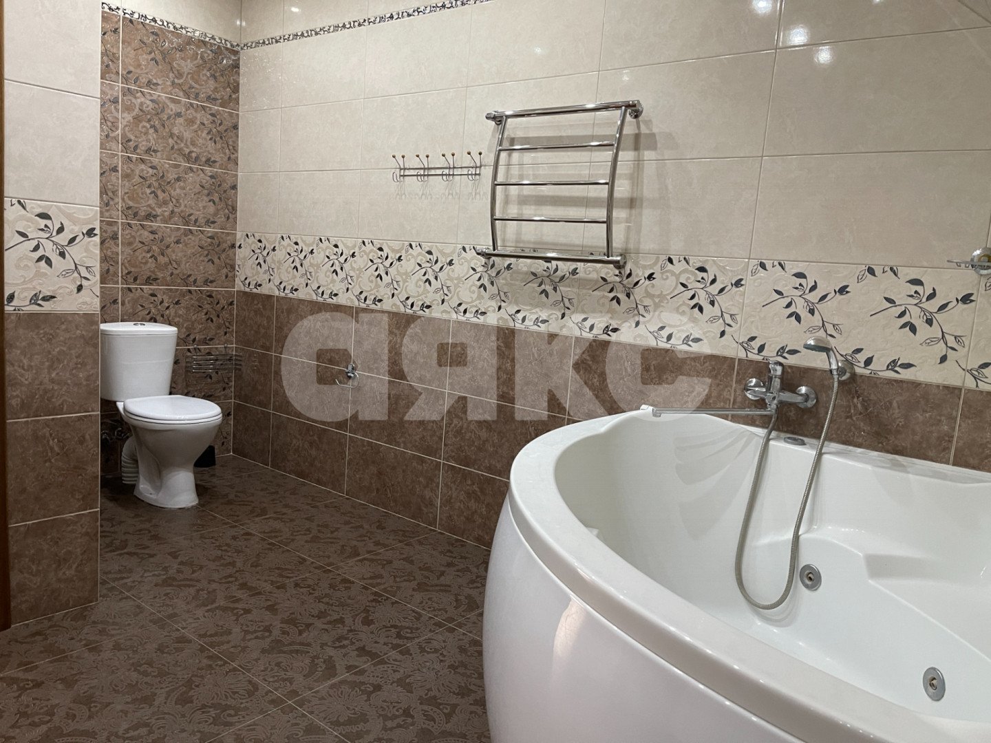 Фото №13: Дом 219 м² + 7.6 сот. - Горячий Ключ, мкр. Развилка, ул. Солнечная Поляна