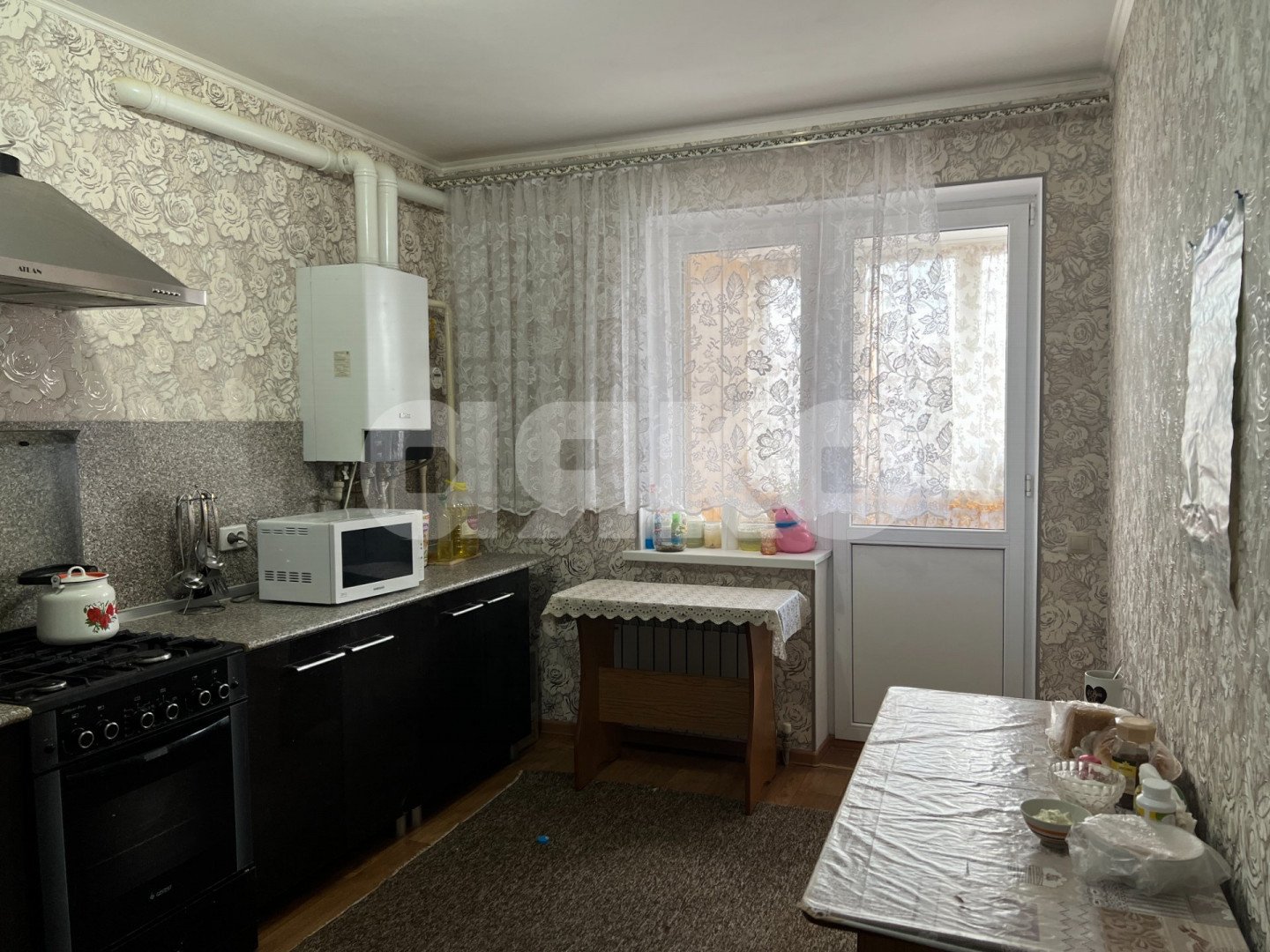 Фото №1: 2-комнатная квартира 59 м² - Горячий Ключ, Администрация, мкр. Администрация, ул. Кириченко, 11А