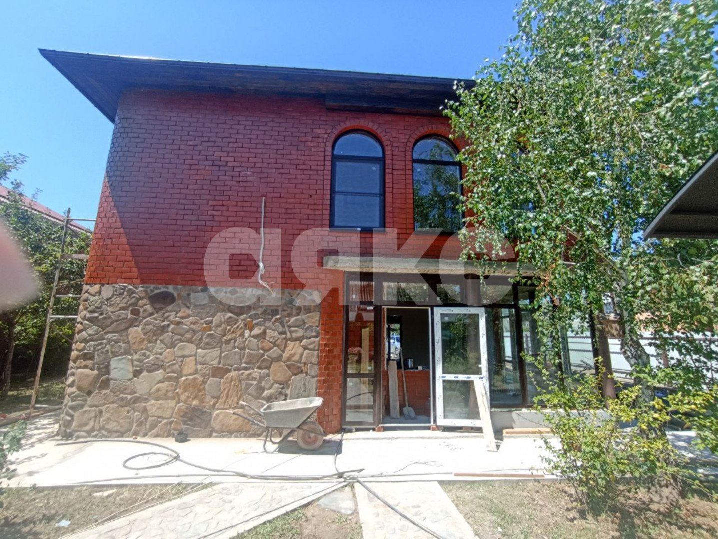 Фото №4: Дом 150 м² + 8 сот. - Горячий Ключ, Развилка, мкр. Развилка, ул. Восточная