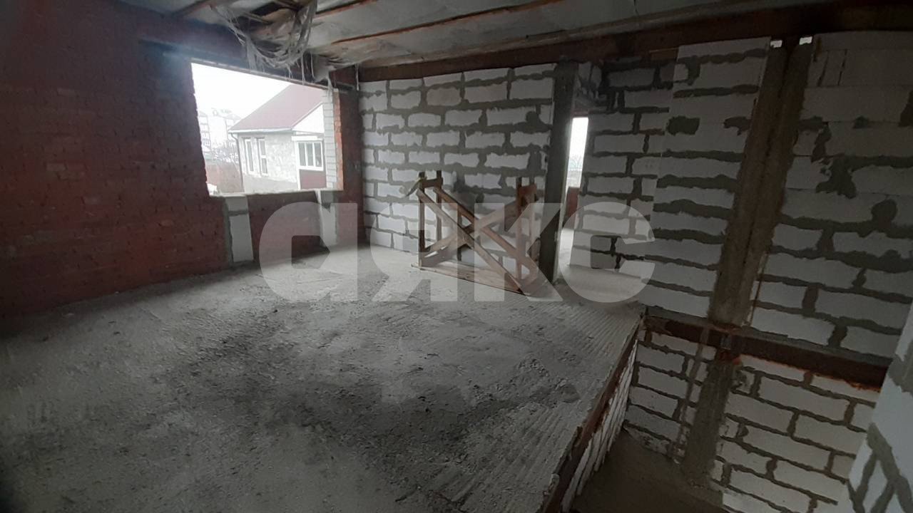 Фото №9: Дом 200 м² + 3.4 сот. - Горячий Ключ, мкр. Старый Рынок, ул. Толстого