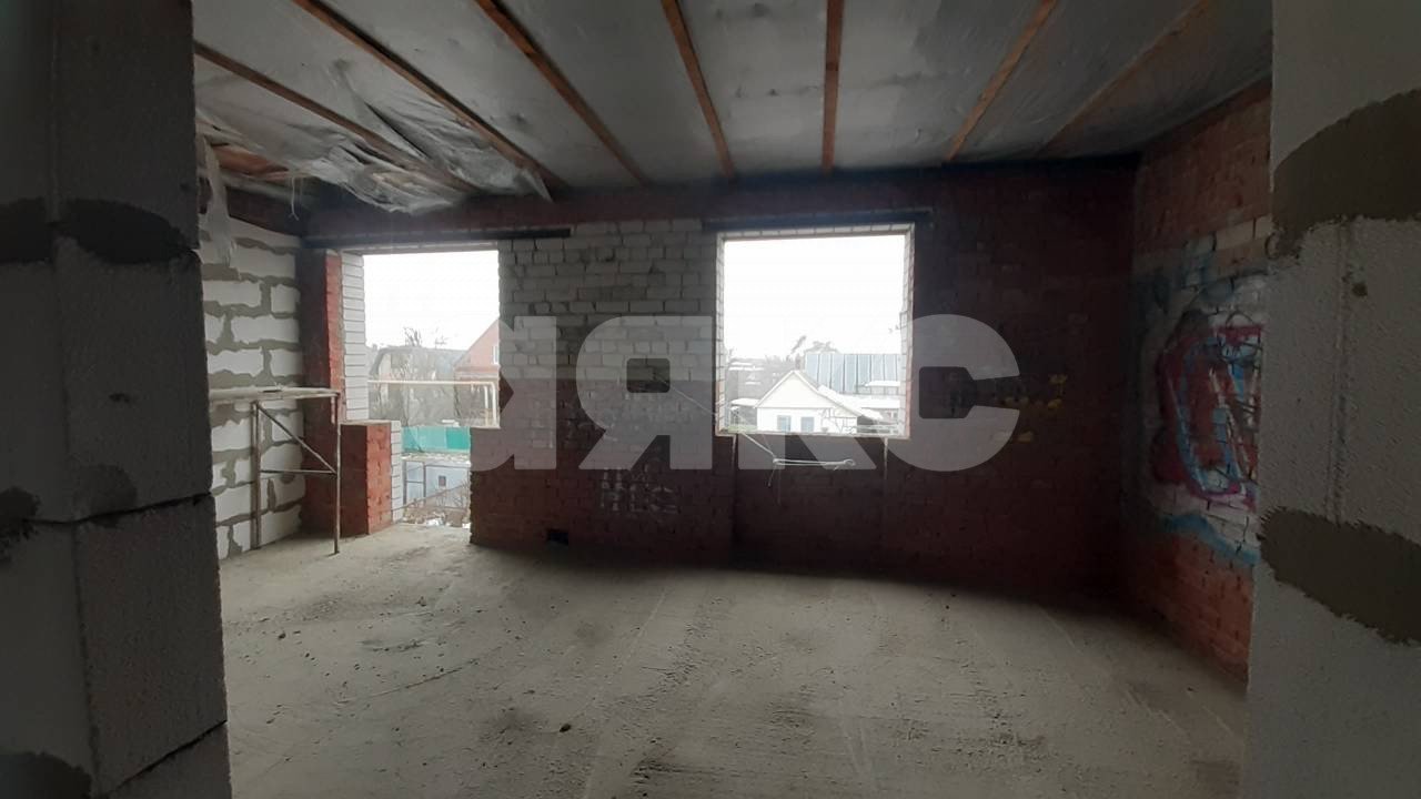 Фото №8: Дом 200 м² + 3.4 сот. - Горячий Ключ, мкр. Старый Рынок, ул. Толстого