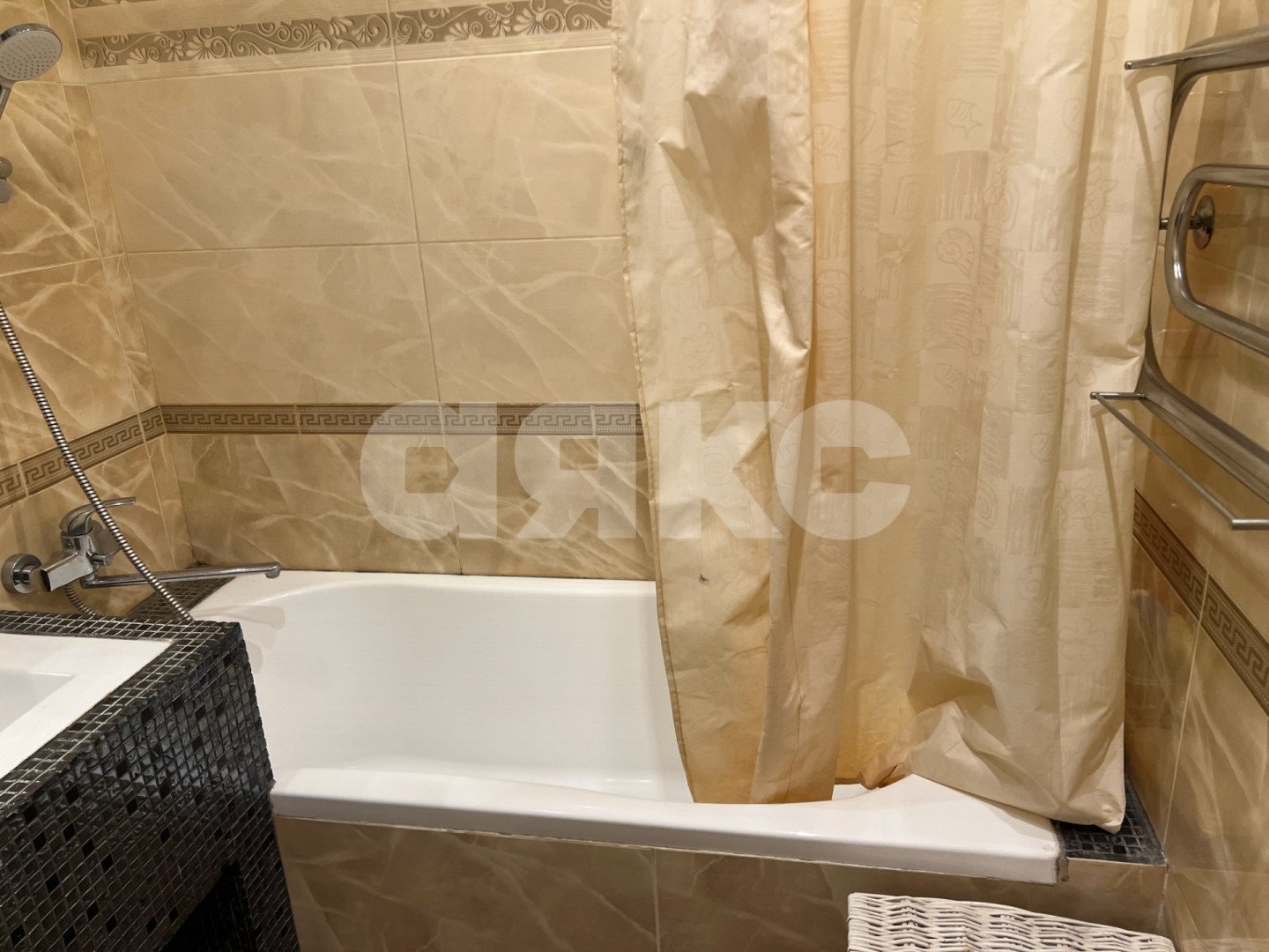 Фото №18: 2-комнатная квартира 68 м² - Горячий Ключ, Администрация, мкр. Администрация, ул. Объездная, 2В