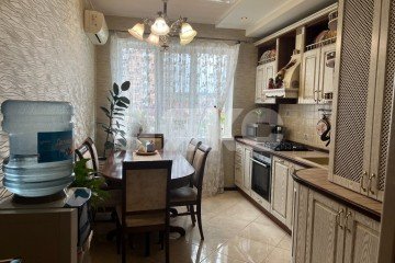 Фото №1: 2-комнатная квартира 68 м² - Горячий Ключ, мкр. Администрация, ул. Объездная, 2В