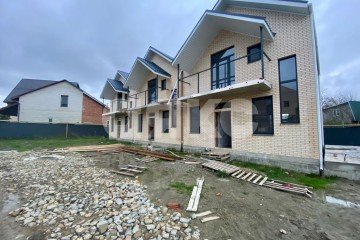 Фото №3: Таунхаус 100 м² - Горячий Ключ, мкр. Курортная Зона, ул. Ленина, 158