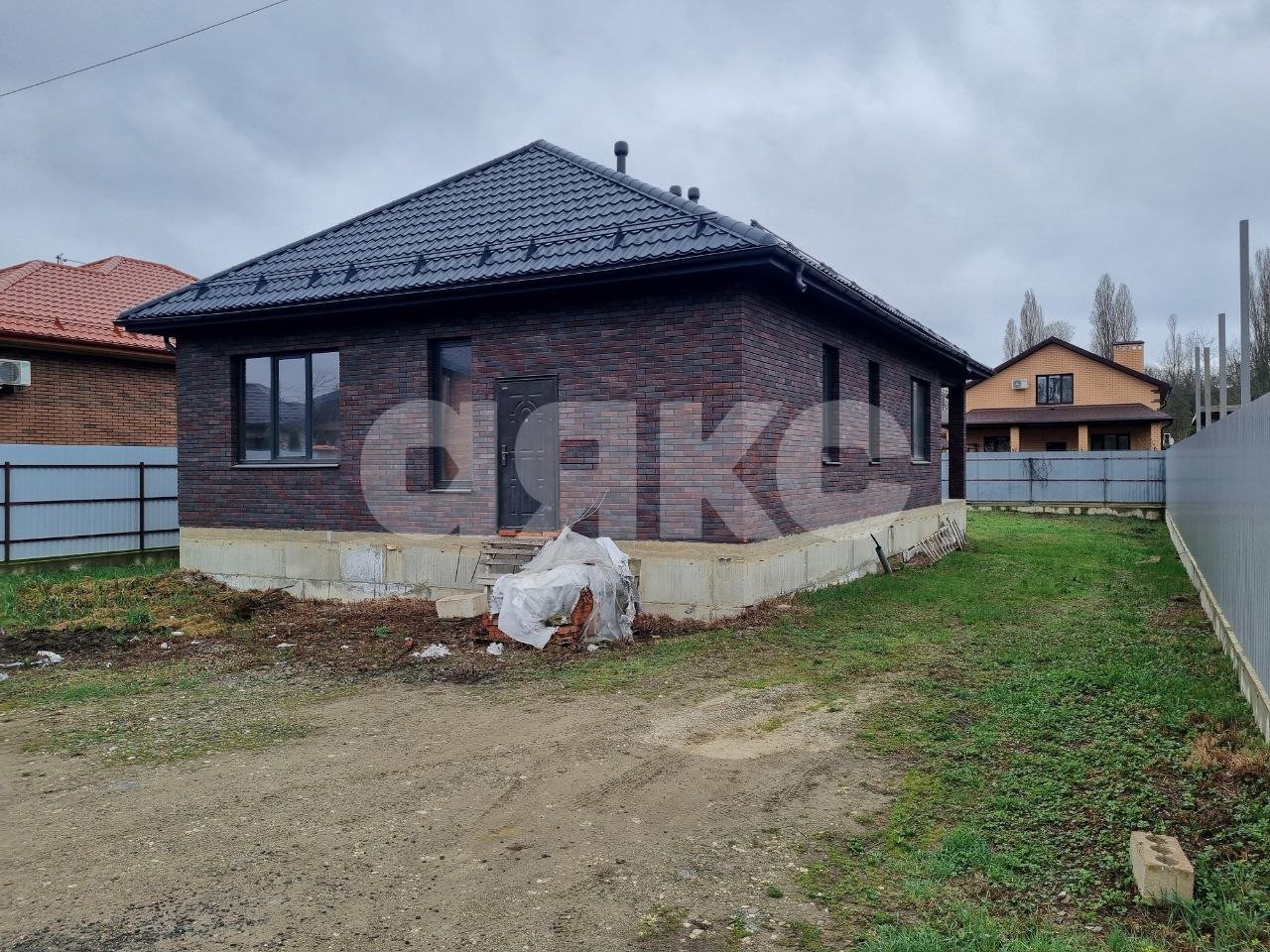 Фото №1: Дом 145 м² + 6 сот. - Горячий Ключ, Курортный, мкр. Курортный, ул. Абрикосовая