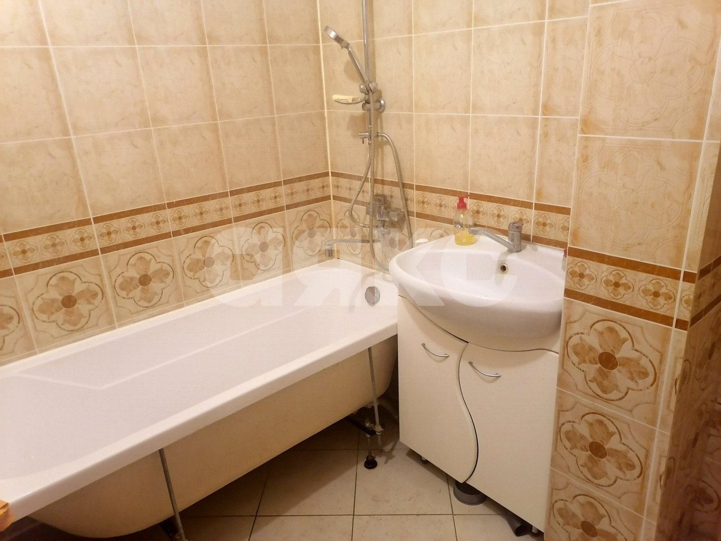 Фото №13: 3-комнатная квартира 65 м² - Горячий Ключ, Администрация, мкр. Администрация, ул. Ленина, 211