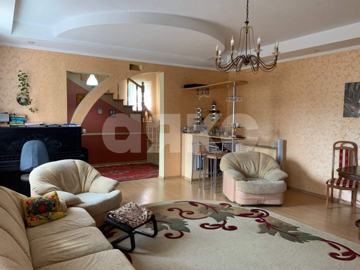 Фото №1: Дом 387 м² + 17.5 сот. - Горячий Ключ, мкр. Городская Больница, ул. Совхозная