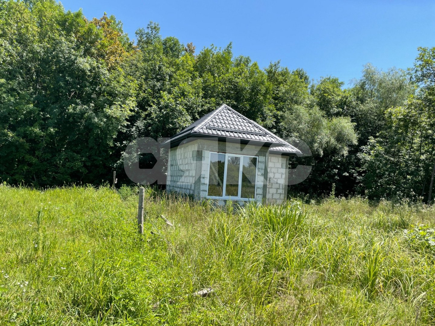 Фото №2: Дом 28 м² + 5.6 сот. - Саратовская, мкр. 4-й, ул. Клубничная