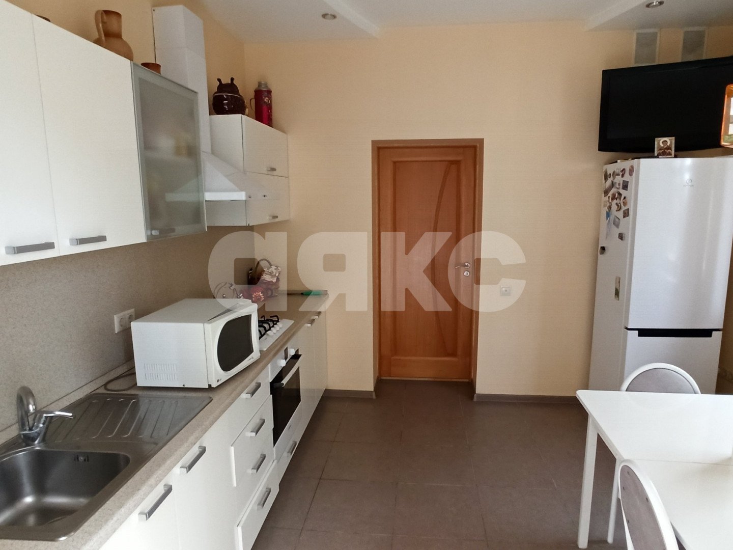 Фото №10: Дом 271 м² + 8.6 сот. - Горячий Ключ, Старый Рынок, мкр. Старый Рынок, ул. Октябрьская