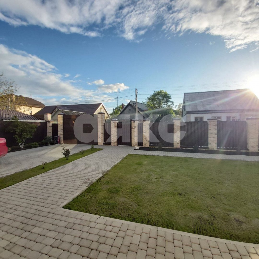 Фото №2: Дом 139 м² + 7 сот. - Горячий Ключ, Курортная Зона, мкр. Курортная Зона, ул. Пролетарская