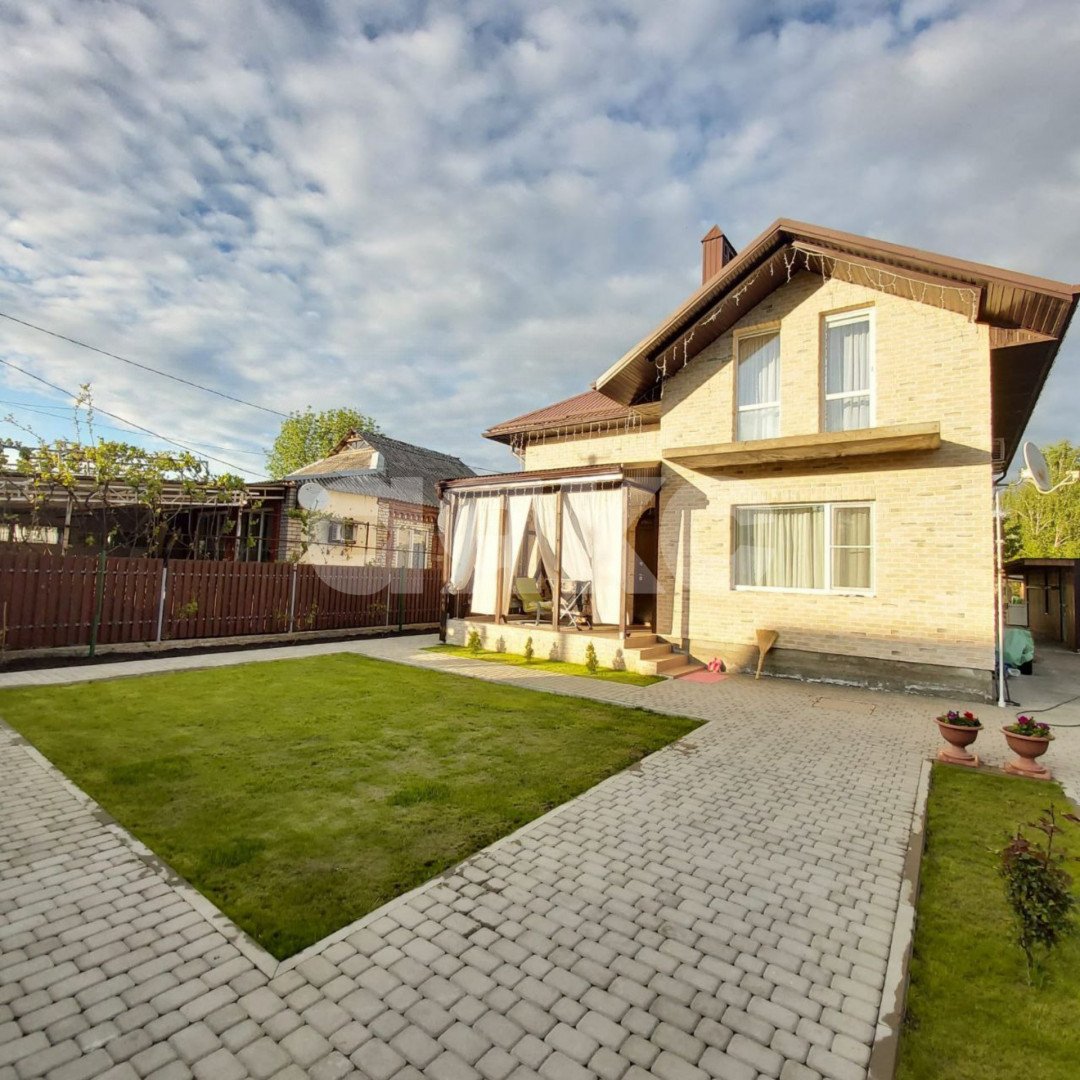 Фото №1: Дом 139 м² + 7 сот. - Горячий Ключ, Курортная Зона, мкр. Курортная Зона, ул. Пролетарская