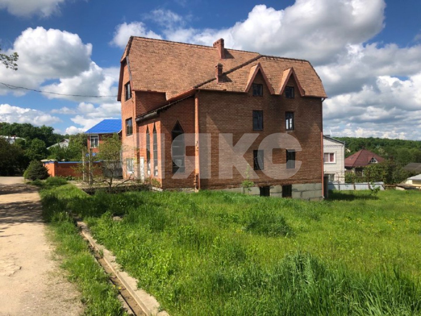 Фото №6: Дом 400 м² + 6 сот. - Горячий Ключ, мкр. Городская Больница, ул. Рубиновая