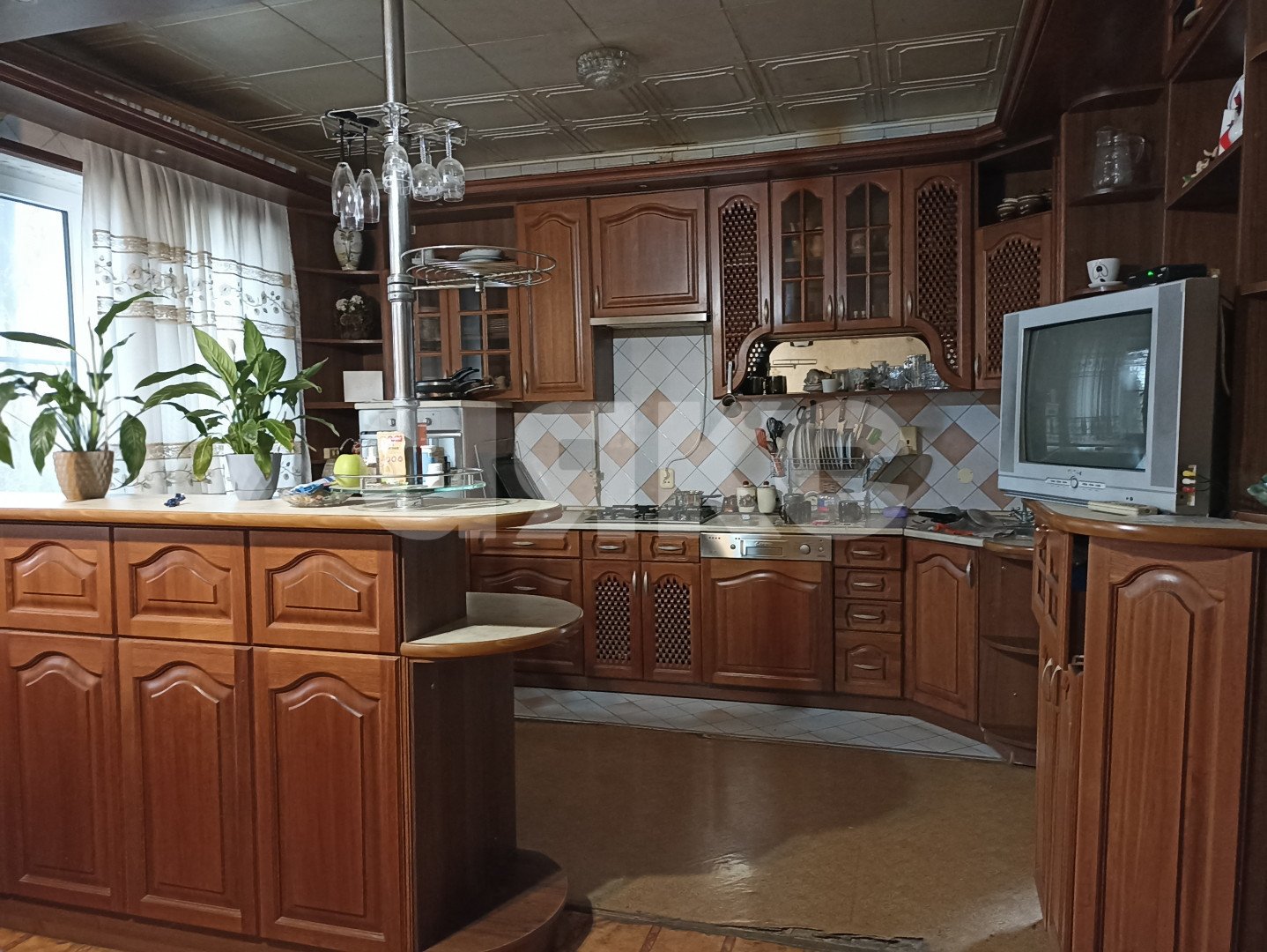 Фото №1: Дом 250 м² + 10 сот. - Горячий Ключ, Старый Рынок, мкр. Старый Рынок, ул. Калинина