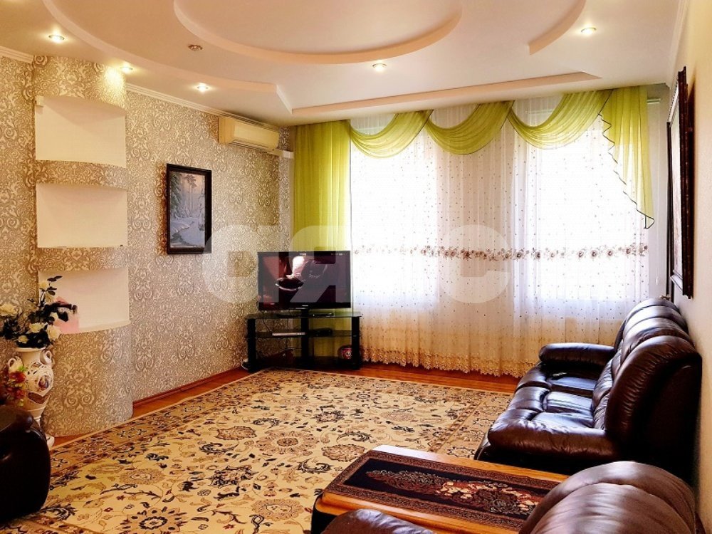 Фото №2: Дом 190 м² + 8 сот. - Горячий Ключ, Курортная Зона, мкр. Курортная Зона, ул. Гоголя