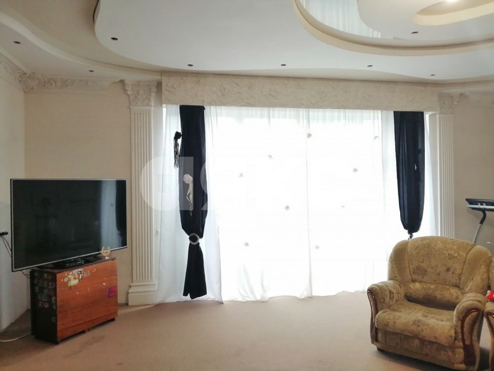 Фото №2: Дом 236 м² + 9.8 сот. - Саратовская, ул. Индустриальная