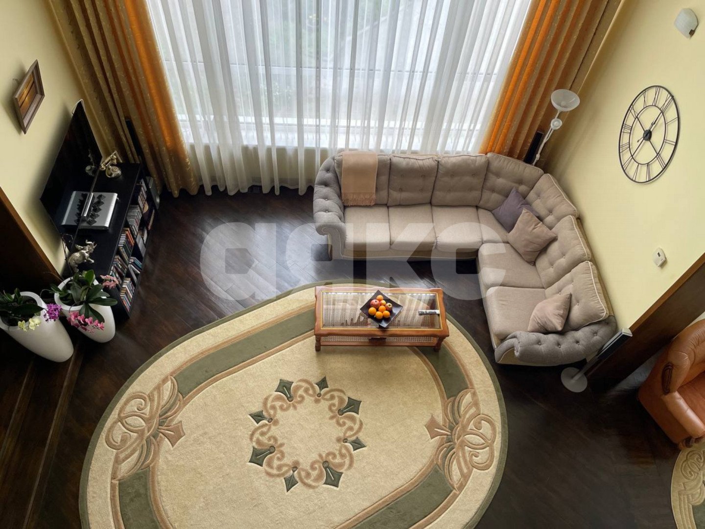 Фото №2: Дом 375 м² + 9.5 сот. - Горячий Ключ, мкр. Старый Рынок, ул. Пушкина