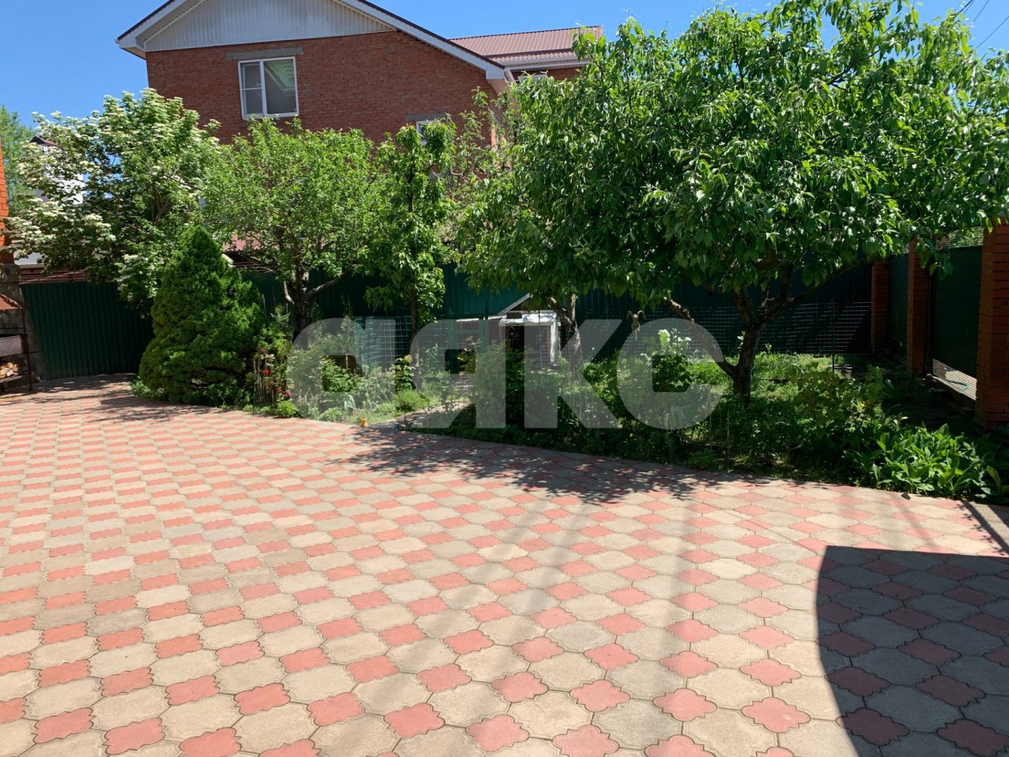 Фото №6: Дом 525 м² + 8 сот. - Горячий Ключ, Старый Рынок, мкр. Старый Рынок, ул. Солнечный Берег