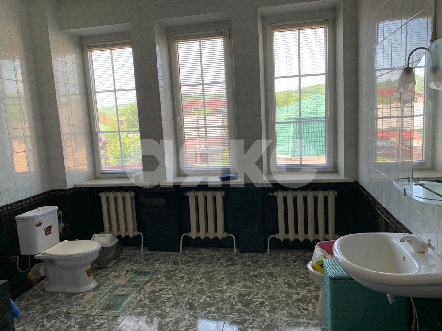 Фото №10: Дом 525 м² + 8 сот. - Горячий Ключ, Старый Рынок, мкр. Старый Рынок, ул. Солнечный Берег